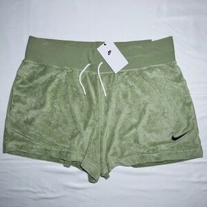 NEW Nike Sportswear Terry Women’s Shorts Green/Cargo Khaki Size XL DV7822-386